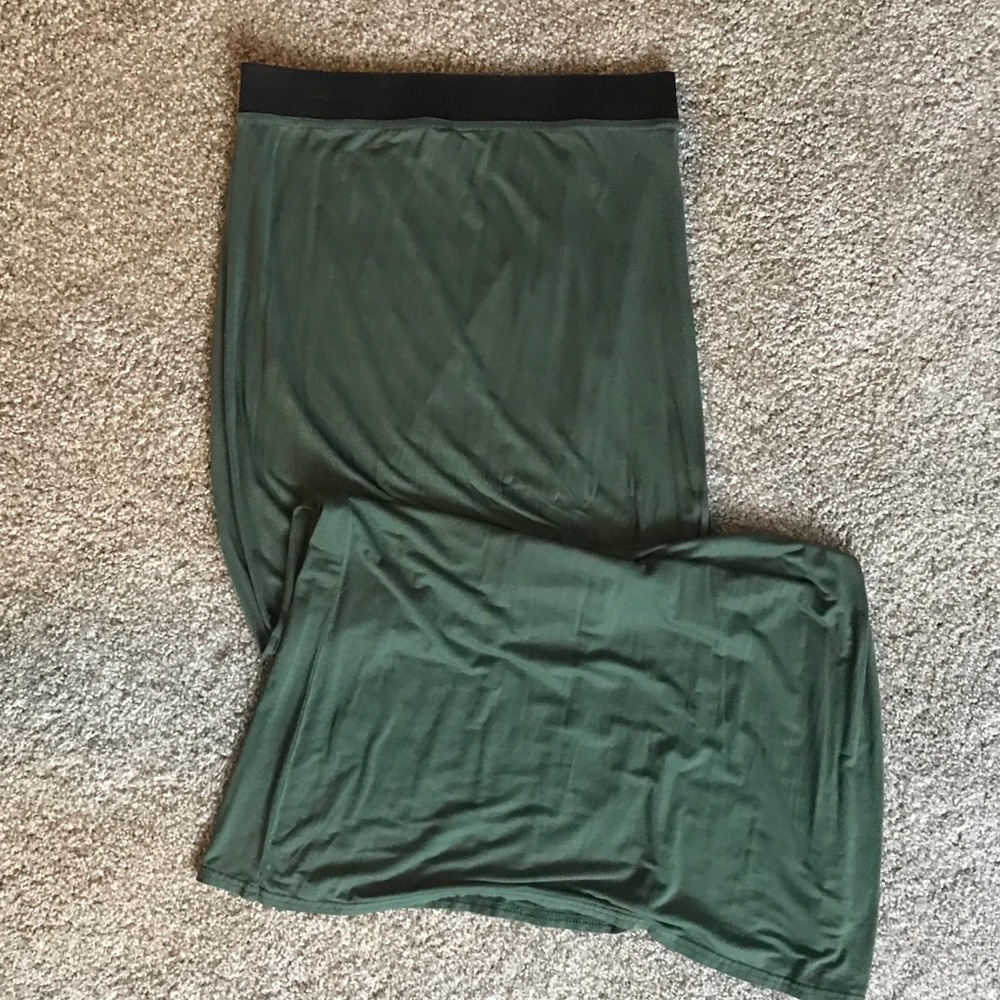 maxi skirt